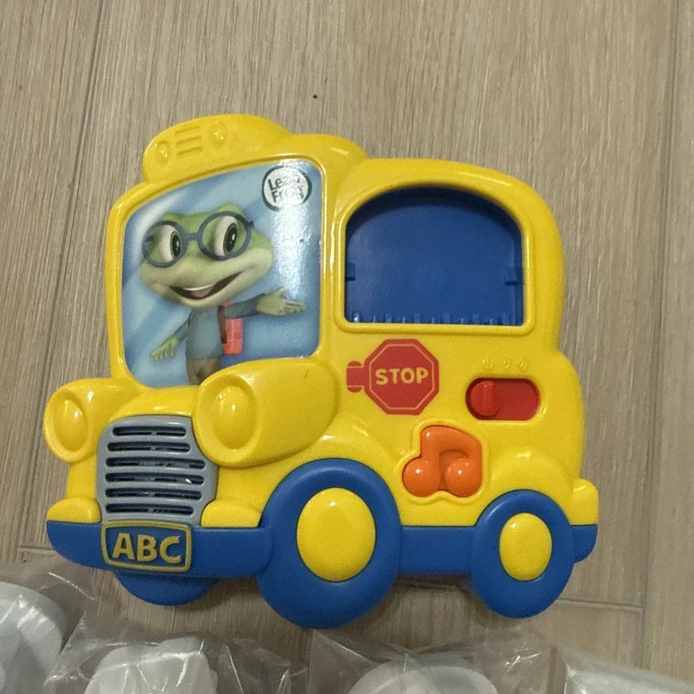 Leap Frog Fridge Phonics Bus Magnetic Letter Set 26 Letters Complete Tested